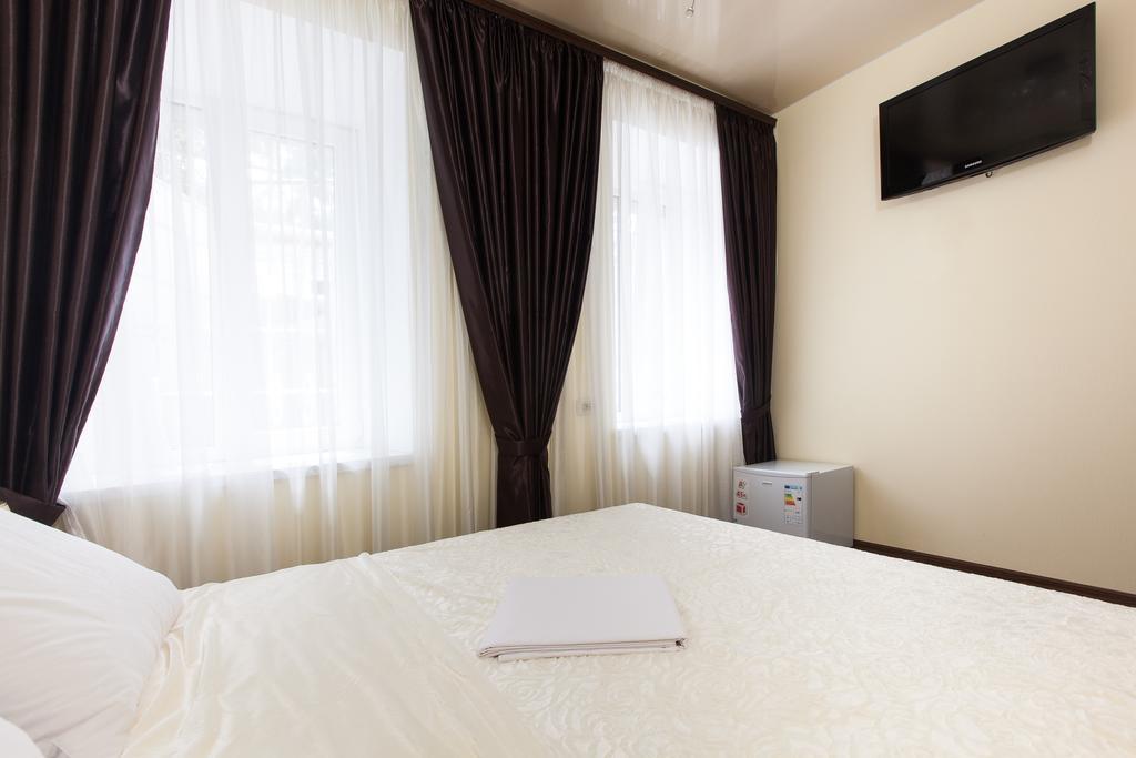 אודסה Hotel Cristal מראה חיצוני תמונה